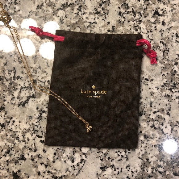 🎉Host Pick 🤩❣️Kate spade bee necklace🐝 - Picture 3 of 8